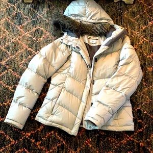 Women’s columbia jacket medium